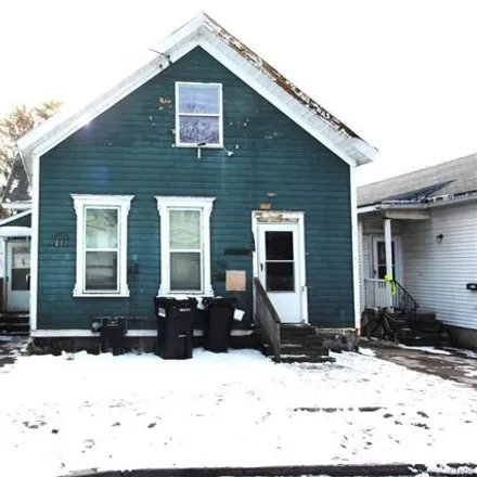 Buy this 4 bed house on 411 South Alvord Street in City of Syracuse, NY 13208