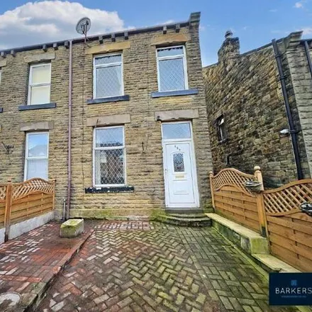 Buy this 2 bed house on Soothill Lane in Batley, WF17 6NX