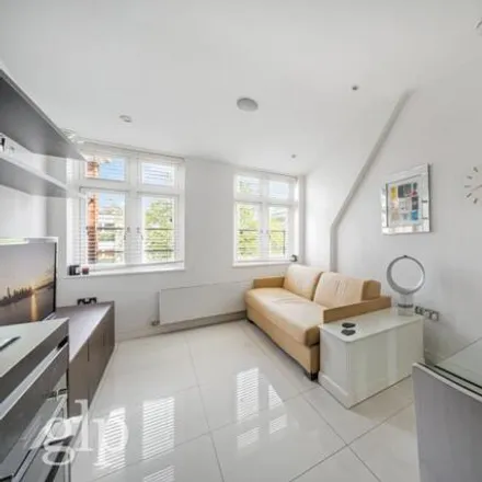 Image 7 - Albany House, Judd Street, London, WC1H 9QT, United Kingdom - Loft for sale