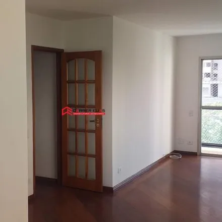 Buy this 3 bed apartment on Rua Iperoig 495 in Sumaré, São Paulo - SP