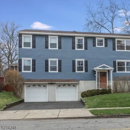 Rent this 3 bed house on 202 Washington Street in Bloomfield, NJ 07003