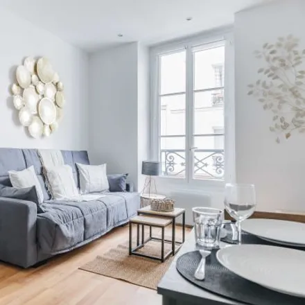 Image 4 - 2 Rue des Trois Couronnes, 75011 Paris, France - Apartment for rent