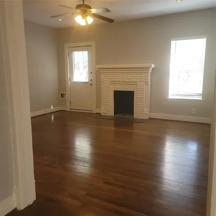 Image 4 - 5709 Live Oak Street, Dallas, TX 75206, USA - Duplex for rent