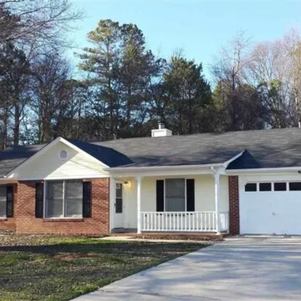 Rent this 3 bed house on 128 Oakcrest Road in Pleasant Acres, Madison County