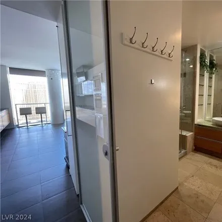 Image 5 - The Crystals, Harmon Place, Paradise, NV 89158, USA - Condo for rent