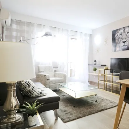 Rent this 1 bed apartment on Calle de López de Hoyos in 115, 28002 Madrid