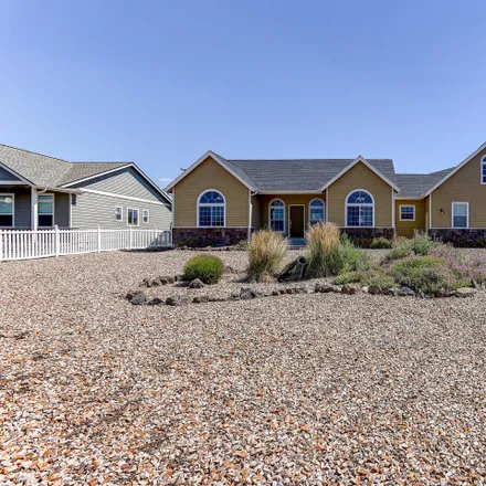 Buy this 3 bed house on 9050 13th Street in Terrebonne, Deschutes County