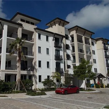 Rent this 2 bed condo on 1035 3rd Avenue South in Naples, FL 34102