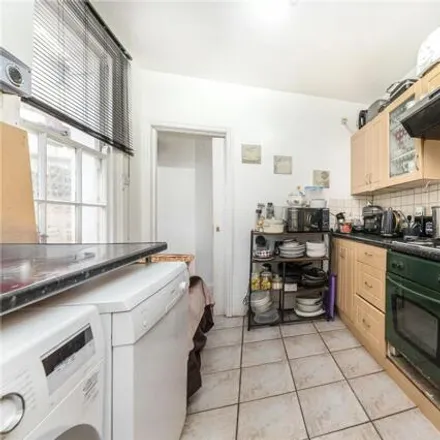 Image 3 - Willenhall Road, London, SE18 6TY, United Kingdom - House for sale