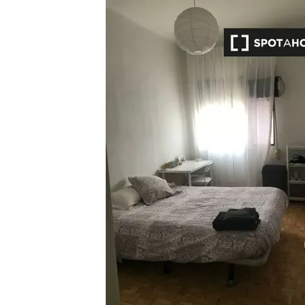 Rent this 3 bed room on Madrid in Calle de José Ortega y Gasset, 45