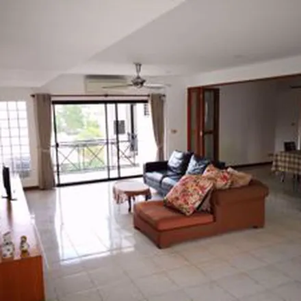 Image 5 - Cosmo Villa, 39, Soi Sukhumvit 12, Khlong Toei District, Bangkok 10110, Thailand - Apartment for rent