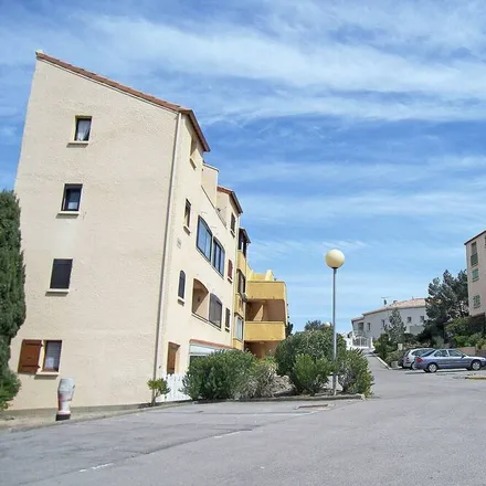 Image 8 - Rue du Languedoc, 11560 Fleury, France - Apartment for rent