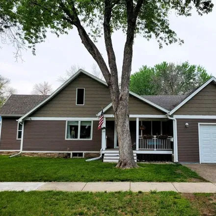Buy this 3 bed house on 737 East 8th Street in Spencer, IA 51301