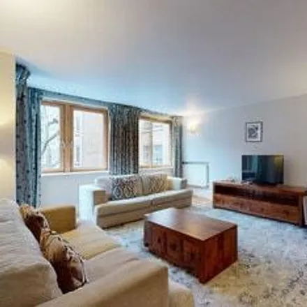 Image 2 - Woburn Place, London, WC1H 0LH, United Kingdom - Apartment for rent