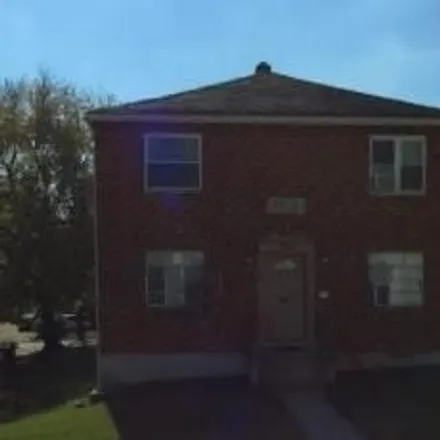 Buy this 4 bed house on 372 Basswood Avenue in North Riverdale, Dayton