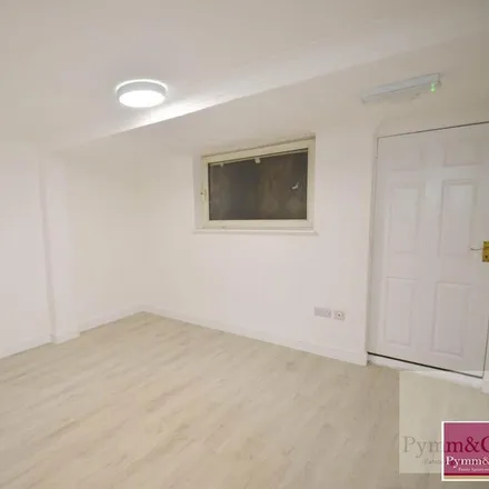 Image 3 - Cathedral Street, Norwich, NR1 1LU, United Kingdom - Apartment for rent