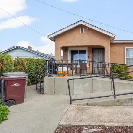 Buy this 2 bed house on 9016 Plymouth Street in Oakland, CA 94621