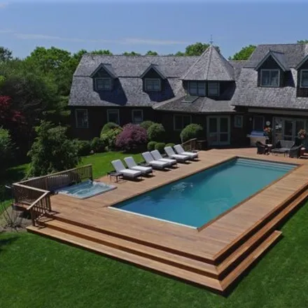 Rent this 5 bed house on 5 Highview Drive in Wainscott, East Hampton