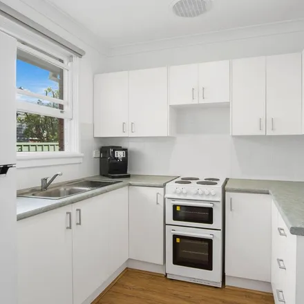 Image 3 - Ocean Avenue, Woonona NSW 2517, Australia - Apartment for rent