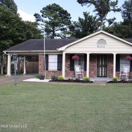 Buy this 3 bed house on 8222 Chesterfield Drive in Southaven, MS 38671
