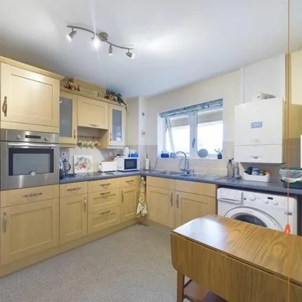 Image 3 - Queen Anne Court, Quedgeley, N/a - Apartment for sale
