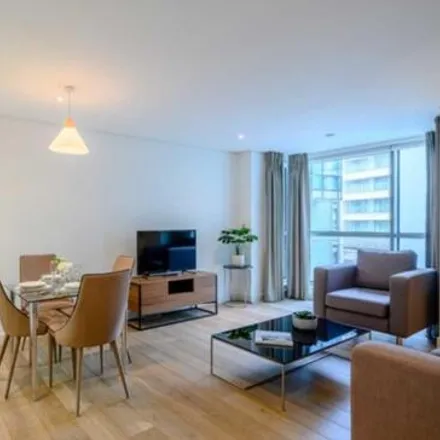 Rent this 1 bed room on 4 Merchant Square in London, W2 1AS