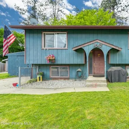 Buy this 4 bed house on 1099 North 17th Street in Coeur d'Alene, ID 83814