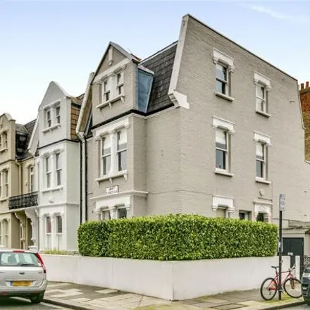 Buy this 2 bed house on Swift Street in London, SW6 5AG