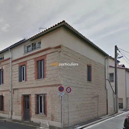 Rent this 2 bed apartment on Église Saint-Martin in Impasse du Docteur Joseph Laurent, 31300 Toulouse