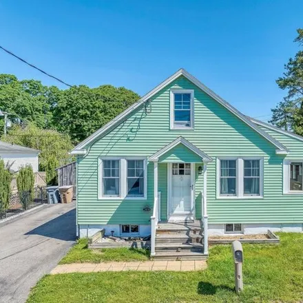 Buy this 3 bed house on 18 South Street in Niantic, East Lyme