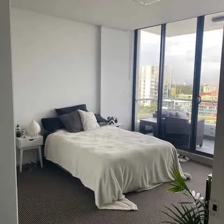 Rent this 3 bed apartment on D-Zire Dental in 3 Defries Avenue, Zetland NSW 2017