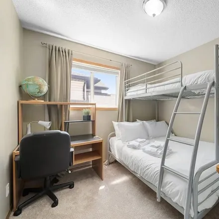 Image 3 - Airdrie, AB T4B 2P7, Canada - House for rent