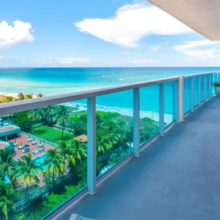 Image 1 - 2401 24th Street, Miami Beach, FL 33140, USA - Apartment for rent