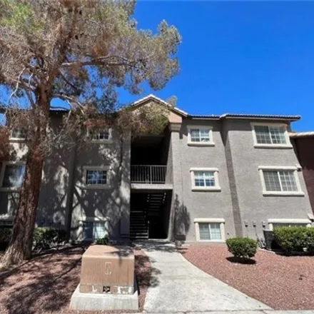 Rent this 2 bed condo on 53 in South Durango Drive, Las Vegas