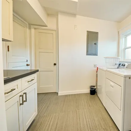 Rent this 1 bed room on 450 West Charleston Road in Palo Alto, CA 94306