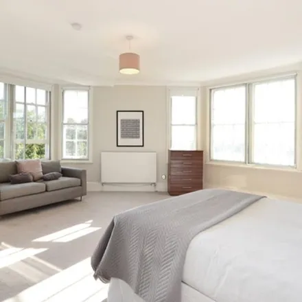 Image 2 - Strathmore Court, 143 Park Road, London, NW8 7HT, United Kingdom - Apartment for rent