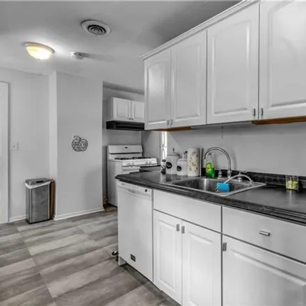 Image 1 - 41 Mariner Street, Buffalo, NY 14201, USA - Apartment for rent