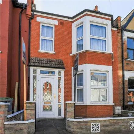 Buy this 3 bed townhouse on Sirdar Road in London, N22 6QX
