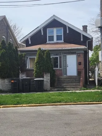 Buy this 4 bed house on 7314 South Kingston Avenue in Chicago, IL 60649
