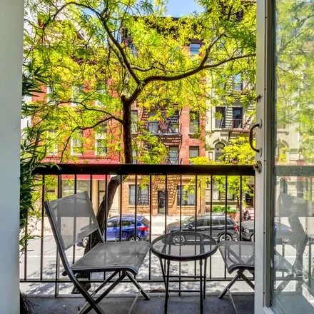 Rent this 1 bed apartment on 226 East 25th Street in New York, NY 10010