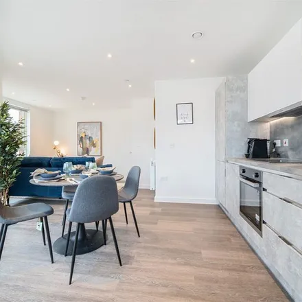 Rent this 1 bed apartment on Delicious Point in 130 High Street, London