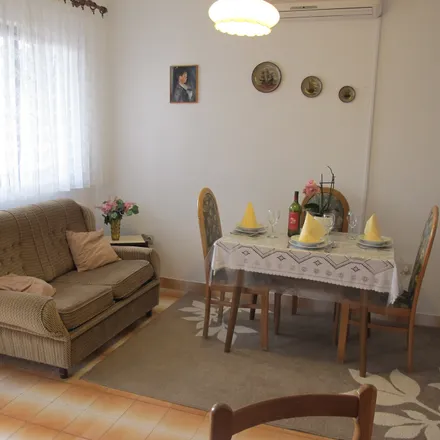 Image 3 - Put Pašika 9, 21400 Grad Supetar, Croatia - Apartment for rent