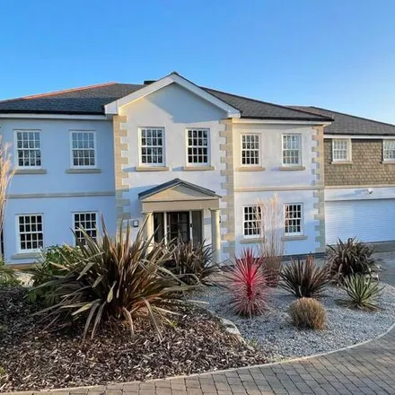 Buy this 6 bed house on Bella Vista Gardens in Penryn, TR10 8AN