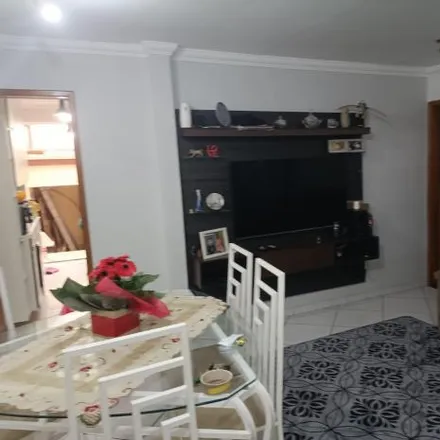 Rent this 3 bed house on Rua Manoel Henriques in Jardim Guaraú, São Paulo - SP