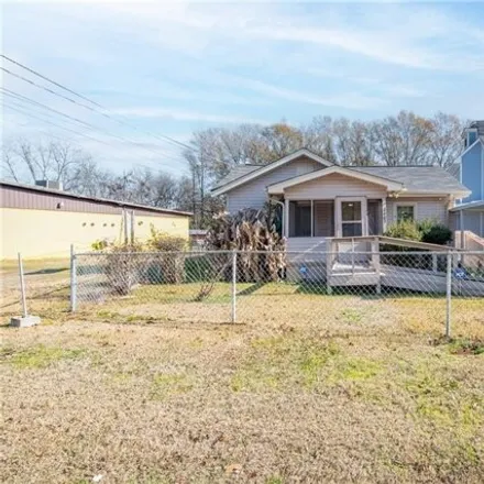 Buy this 3 bed house on 2607 Fosters Ferry Road in Tuscaloosa, AL 35401