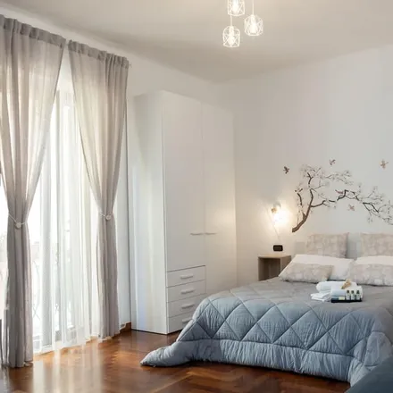 Image 3 - Bari, Italy - Apartment for rent