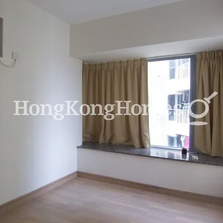 Image 6 - 000000 China, Hong Kong, Hong Kong Island, Sai Wan Ho, Tai Hong Street, Tower 2 - Apartment for rent