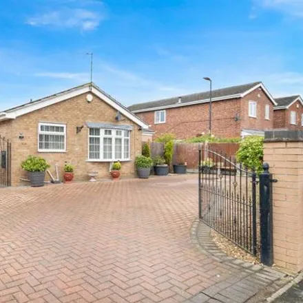 Buy this 3 bed house on Bond Street in New Rossington, DN11 0UU