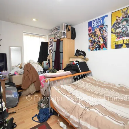 Image 5 - Holborn Approach, Leeds, LS6 2PD, United Kingdom - Apartment for rent