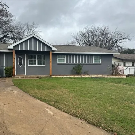 Buy this 3 bed house on 535 Pershing Drive in Denton, TX 76209